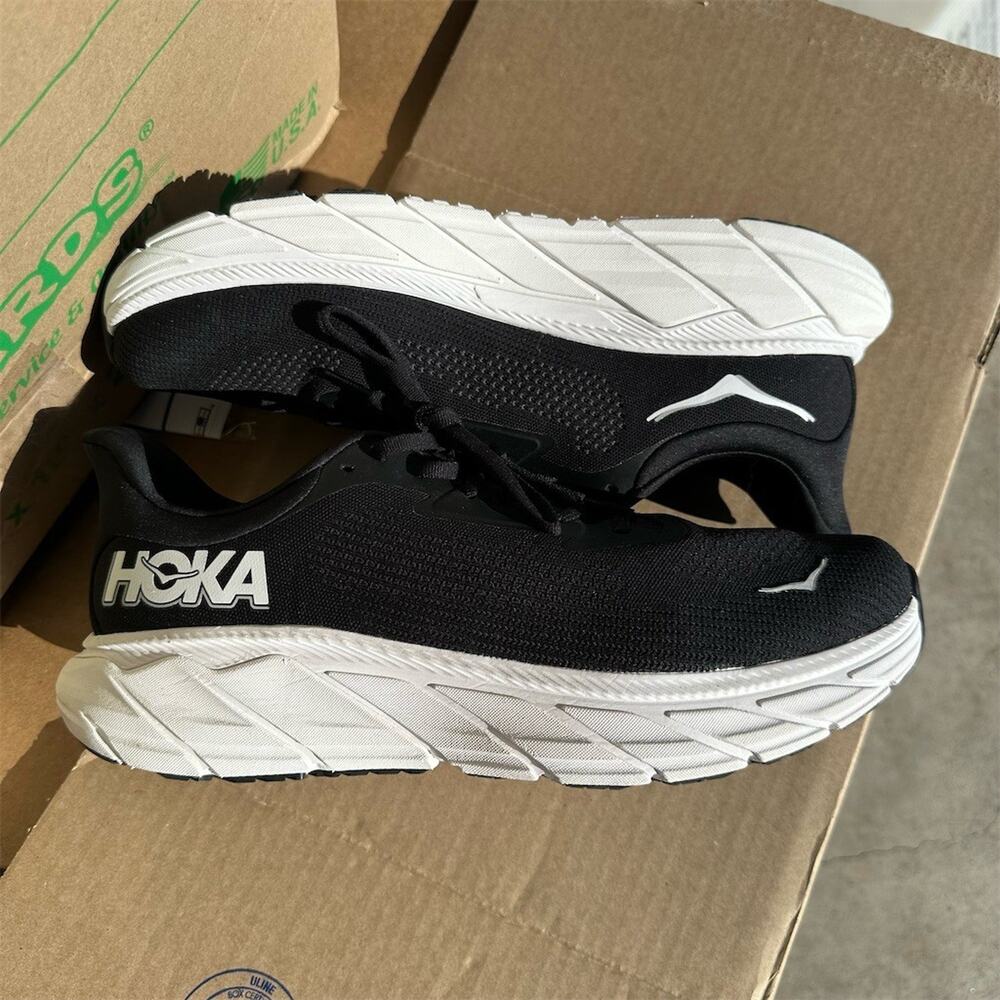 HOKA One One Arahi 7 Running Shoes Black/White | Men's 11.5 (Wide) 2E | EUC
